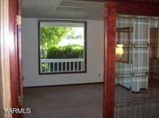 1613 Summitview Ave, Yakima, WA 98902