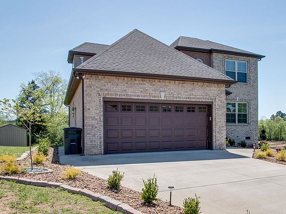2nd image of 145 Rushcreek Ct