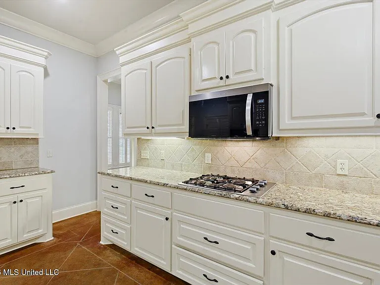 143 Sonnett Cir — Photo 16