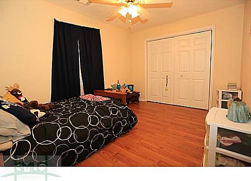 4th image of 318 NE Smith Cox Ln