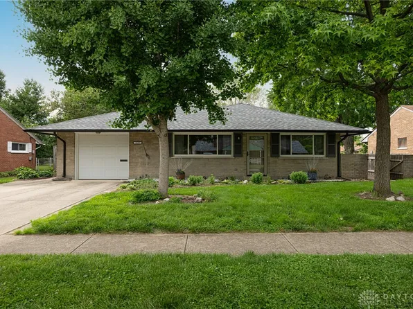 3689 Elmira Dr, Dayton, OH 45439