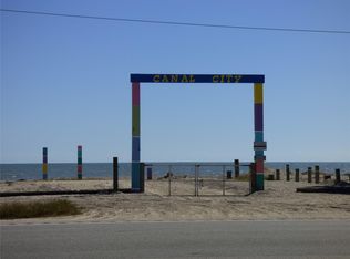 1105 Van Zant, Gilchrist, TX 77617