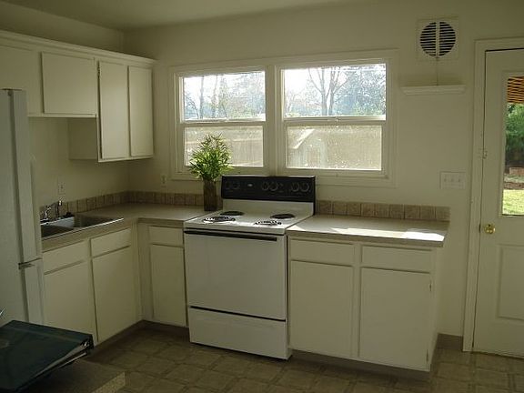 Kitchen with new appliances