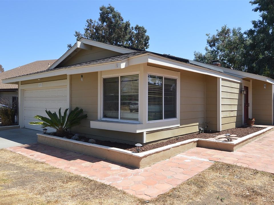 1st image of 131 Boleroridge Pl