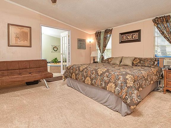 5th image of 29503 Park Place Blvd