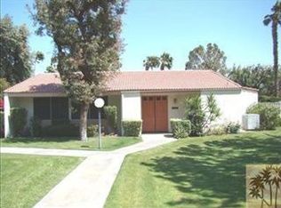 2539 N Whitewater Club Dr, Palm Springs, CA 92262