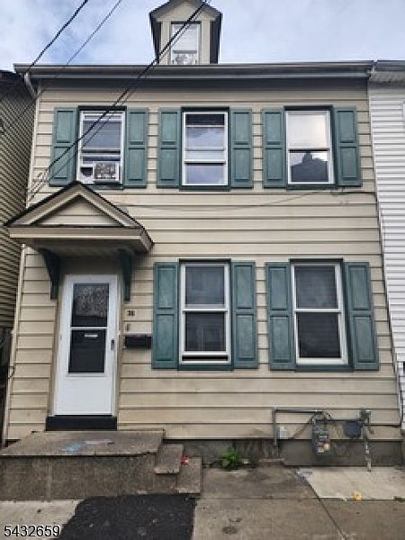 1st image of 36 Fox St