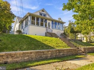 20 Lawrence Ave, Barrington, NJ 08007