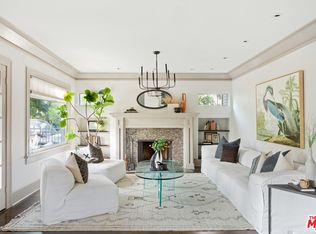 128 N Ridgewood Pl, Los Angeles, CA 90004