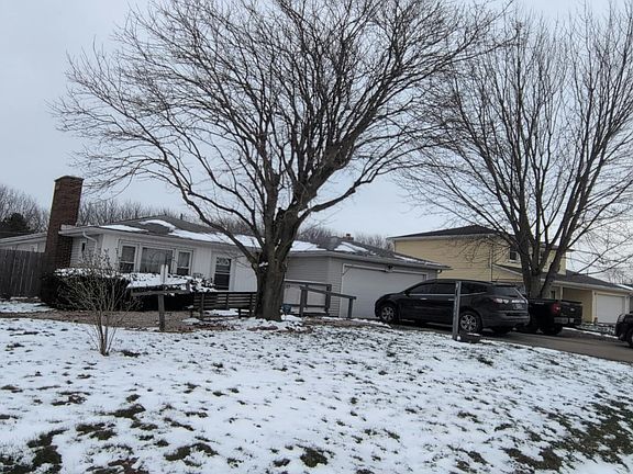 3rd image of 54400 Hickory Flats Dr