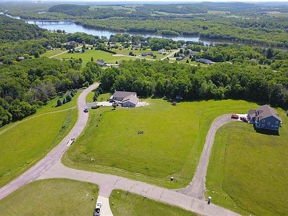 2nd image of N4524 Prairie Knoll Cir