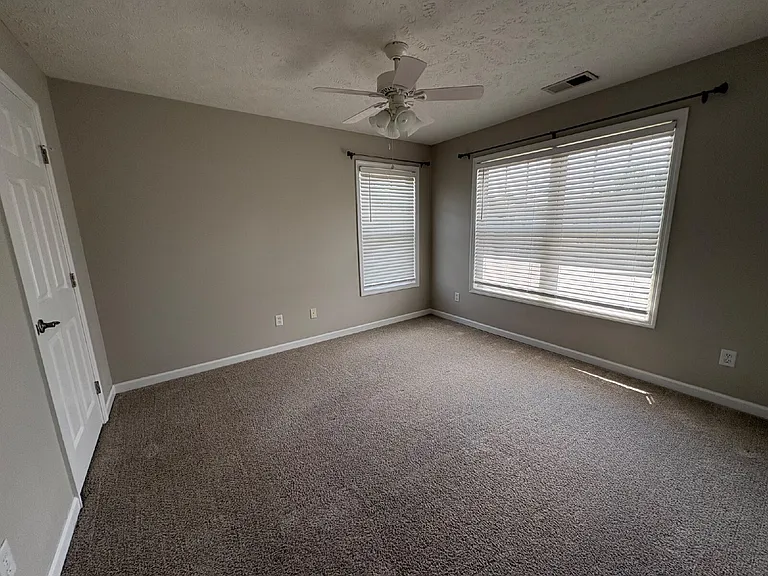 3330 Harbour Pointe Pl #12 — Photo 21