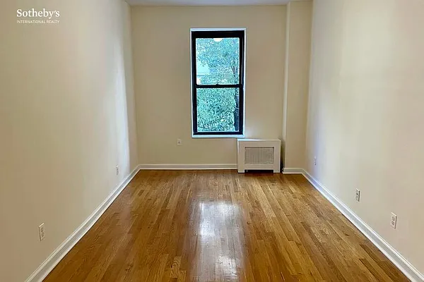 Rented by Sotheby's International Realty | media 17