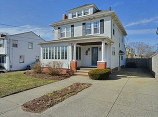 28 Wyndham Ave, Providence, RI 02908