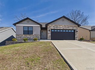 7990 Sonora Rdg, Caseyville, IL 62232