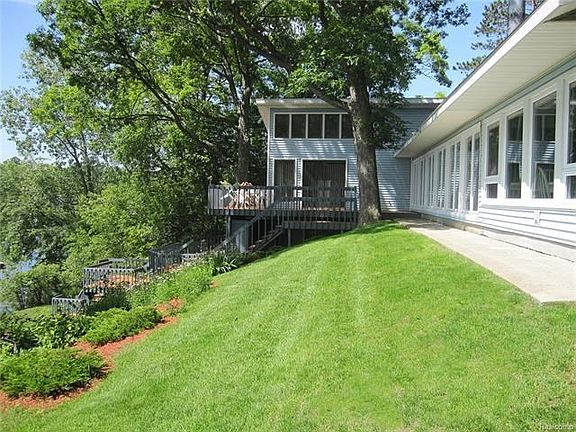 Southern house Sun and Great room to Master bedroom.jpg