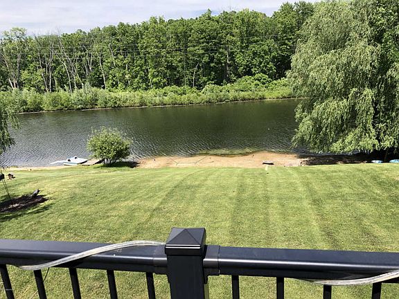 5th image of 842 Dogwood Meadows Dr SE