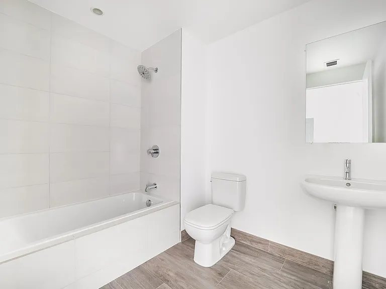 2900 NE 7th Ave #304 — Photo 12