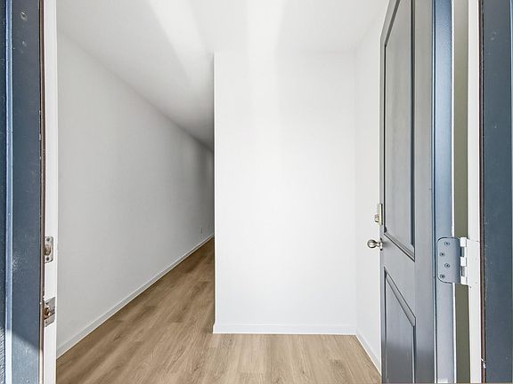 3rd image of 22707 Ravine Edge Ln
