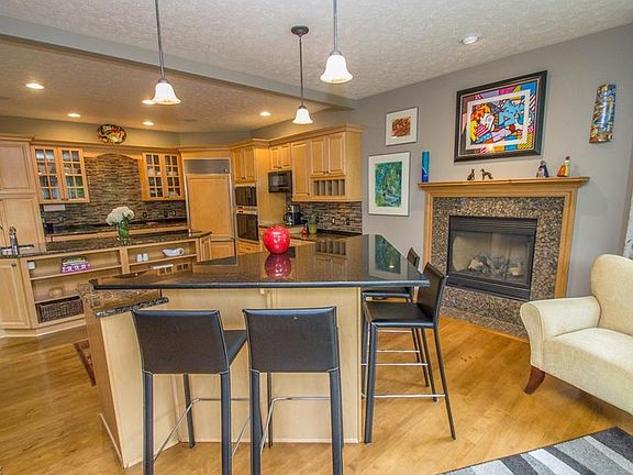 2nd image of 4302 Royal Saint George Dr