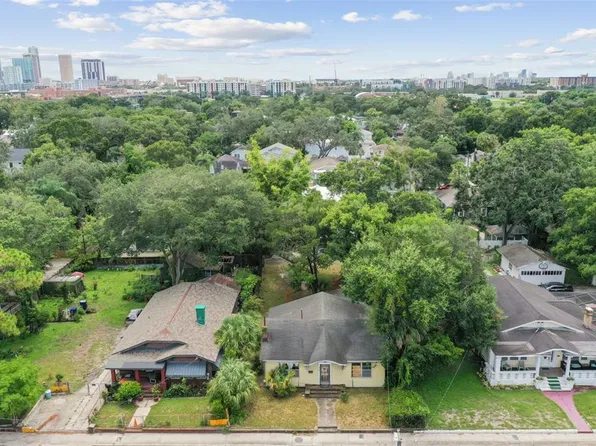 814 W Columbus Dr, Tampa, FL 33602