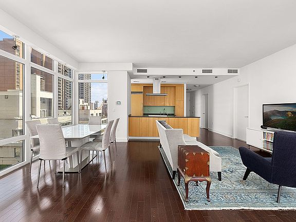 2nd image of 207 E 57th St APT 15A