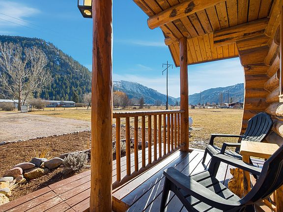 3rd image of 12407 Hawk Ln