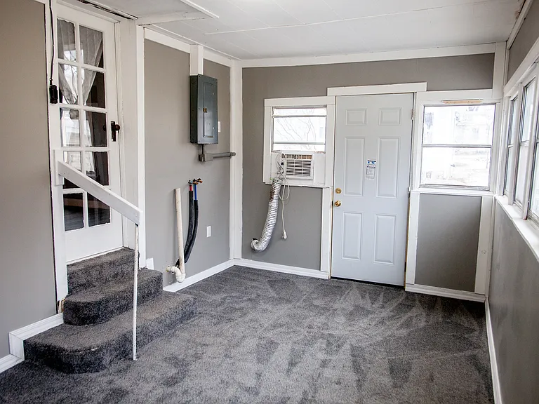 301 W Madison Ave — Photo 26