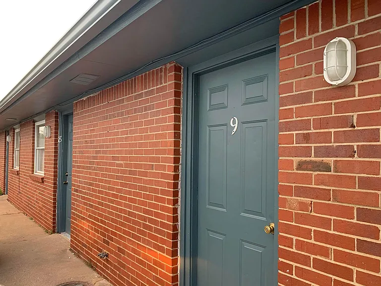 709 N 7th St #6-9 — Photo 1