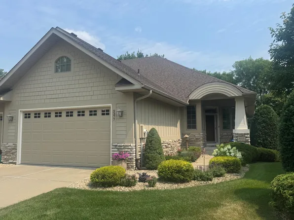 9377 Libby Ln, Eden Prairie, MN 55347