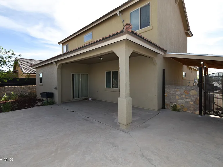 300 Saltford Pl — Photo 19
