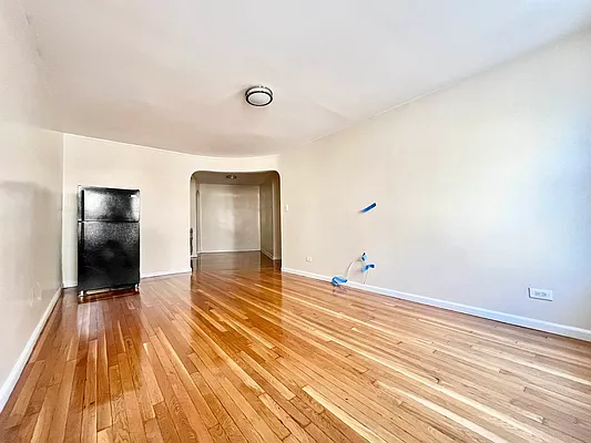 Rented by BRICK & GALO REALTY CORP | media 7