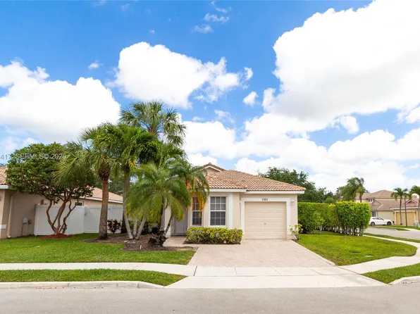 11811 SW 8th St, Hollywood, FL 33025