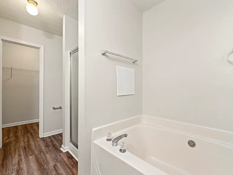 3033 Western Sunset Ct — Photo 19