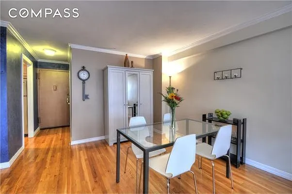 Rented by Compass | media 8