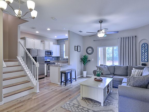 2nd image of 209 Wentworth Grande Dr