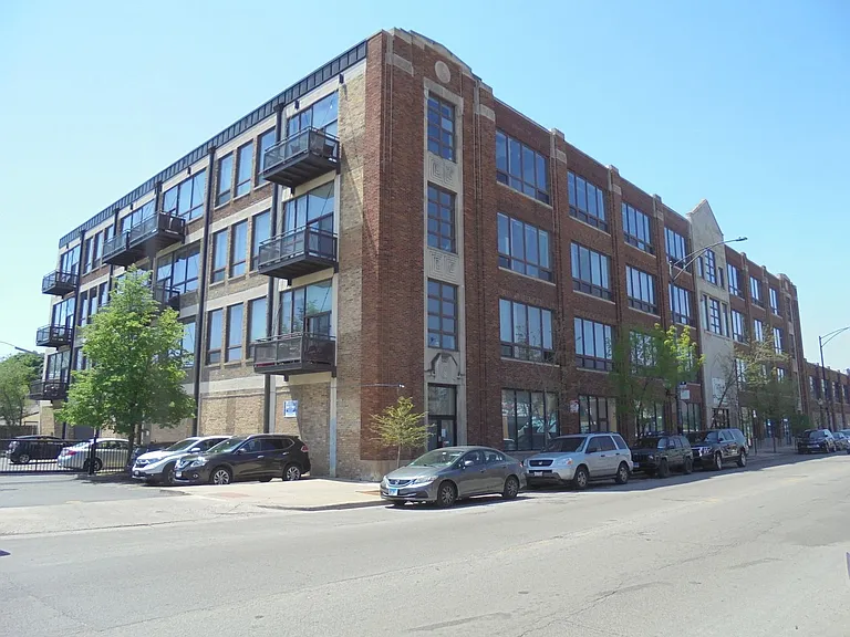 4131 W Belmont Ave #201 — Photo 1