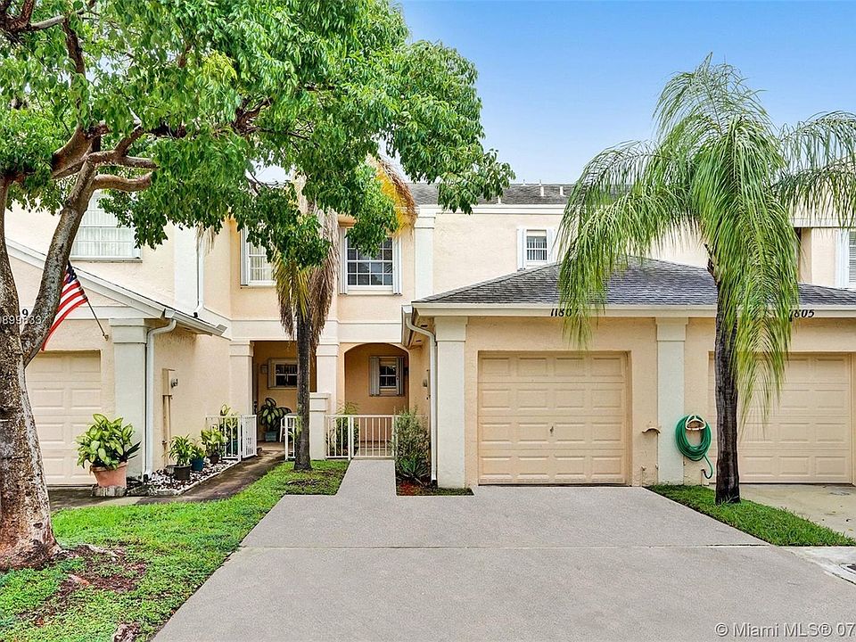 1st image of 11807 SW 99th Ln #11807