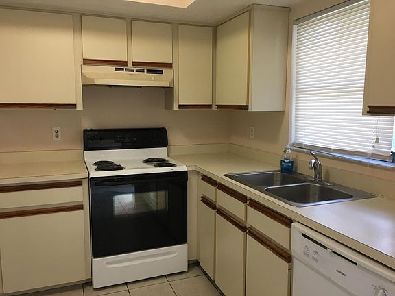 5th image of 28151 Pine Haven Way #109