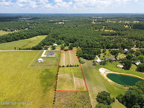 3rd image of Schanbacher Rd Lot 15