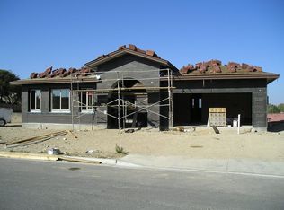 677 Red Cloud Rd, Paso Robles, CA 93446