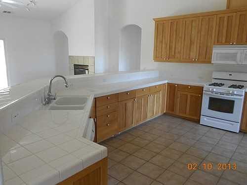 2nd image of 2213 Heney Ln