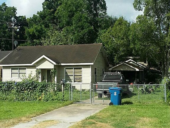 2nd image of 436 Texas St