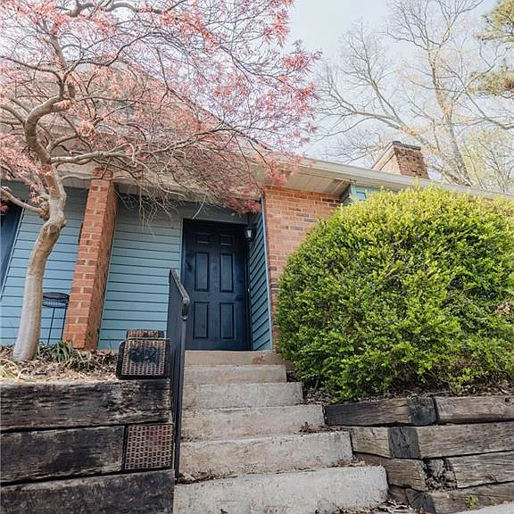 1195 Minhinette Dr #G — Photo 2
