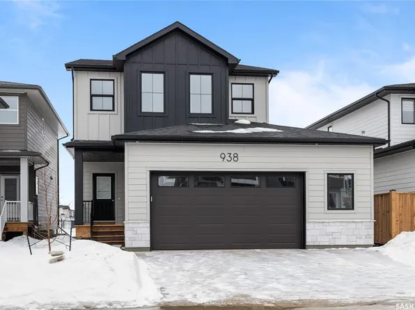 938 Brighton GATE, Saskatoon, SK S7V 1S6