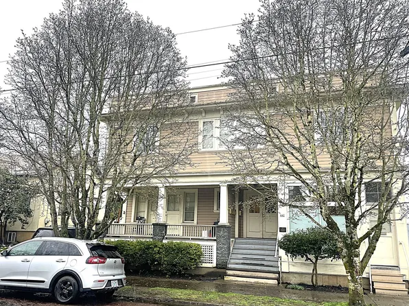 442 NE Russell St, Portland, OR 97212