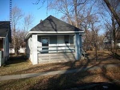 2nd image of 1271 E Oak St