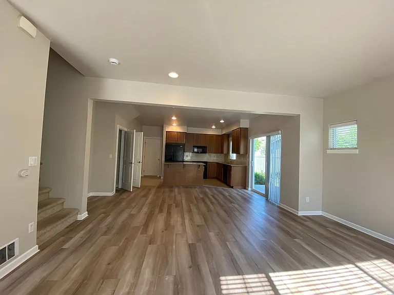 2130 N Country Vista Blvd — Photo 4