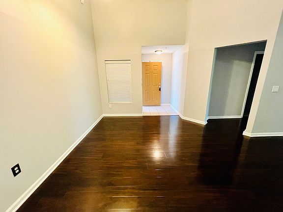 3rd image of 1465 Manotak Ave #204