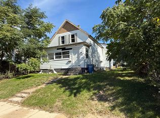 1722 Tennessee St, Michigan City, IN 46360